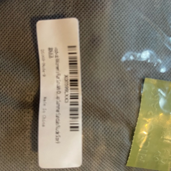 Sandals - Picture 3 of 3